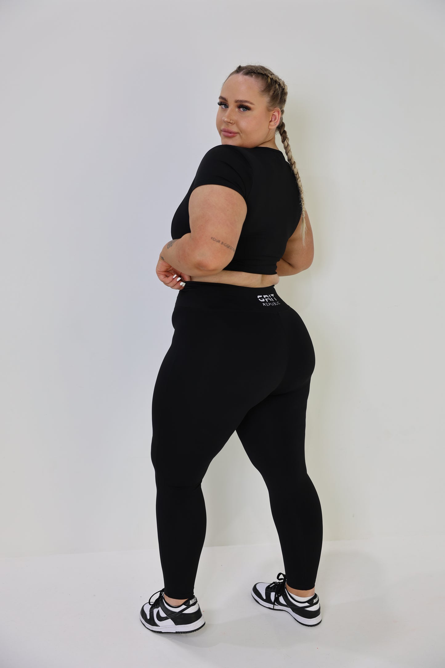 Unleash Zip Leggings - Black